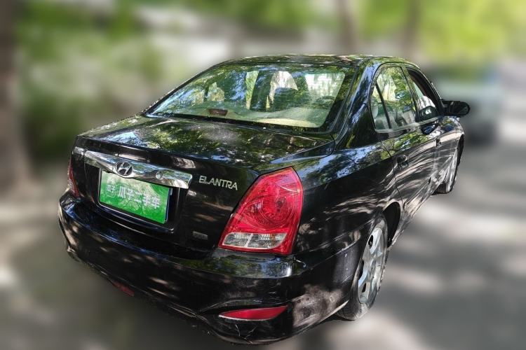 Used Hyundai Elantra 2011 1.6L Manual Comfort Version Rear Right 45 Deg