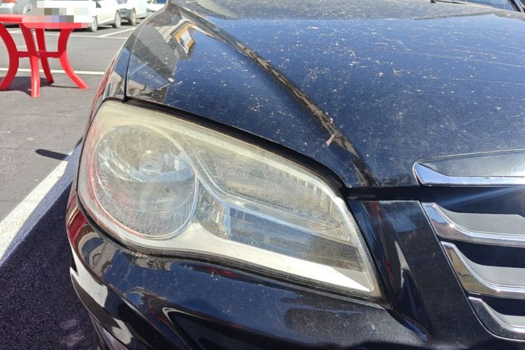 Used Hyundai Elantra 2011 1.6L Manual Comfort Version Right Front Headlight