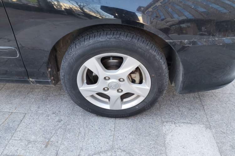 Used Hyundai Elantra 2011 1.6L Manual Comfort Version Right Front Wheel Hub