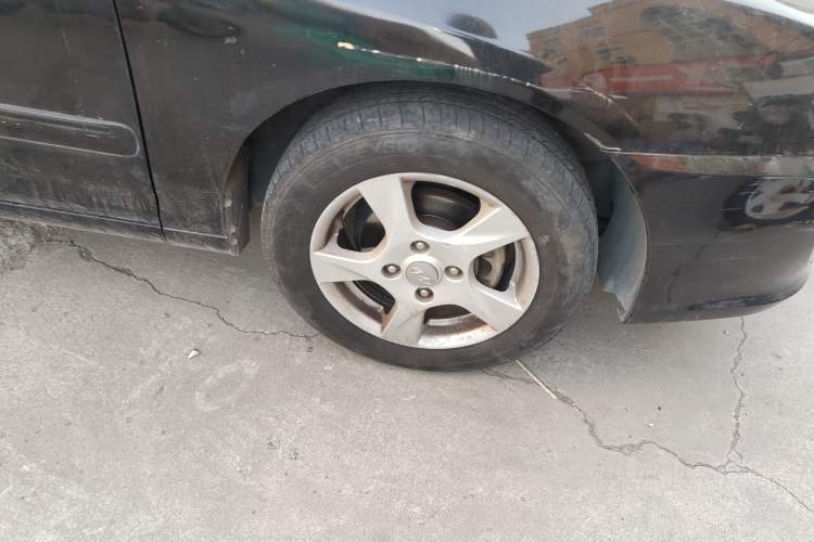 Used Hyundai Elantra 2011 1.6L Manual Comfort Version Right Front Wheel Hub