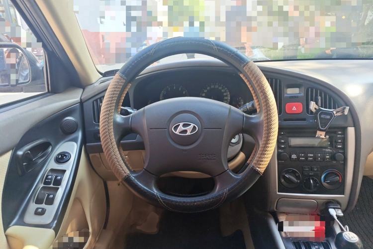 Used Hyundai Elantra 2011 1.6L Manual Comfort Version Steering Wheel