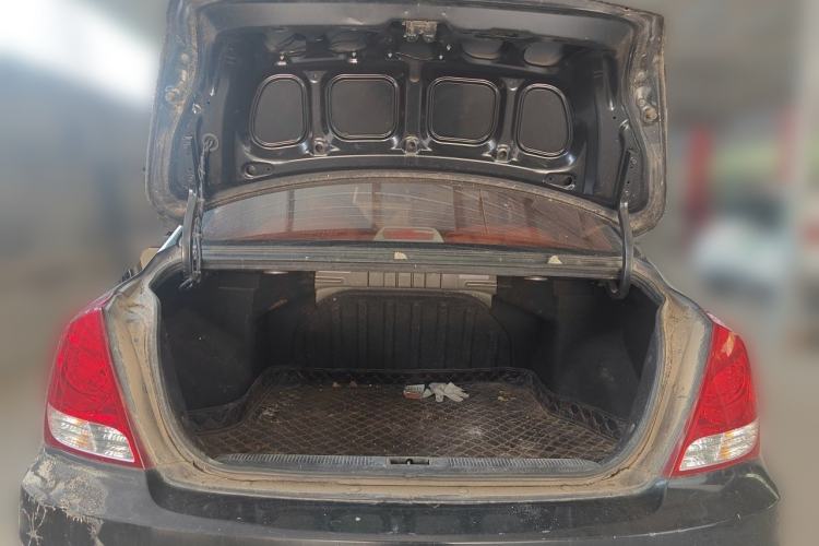 Used Hyundai Elantra 2011 1.6L Manual Comfort Version Trunk