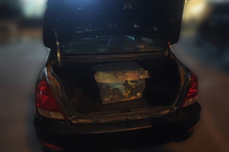 Used Hyundai Elantra 2011 1.6L Manual Comfort Version Trunk