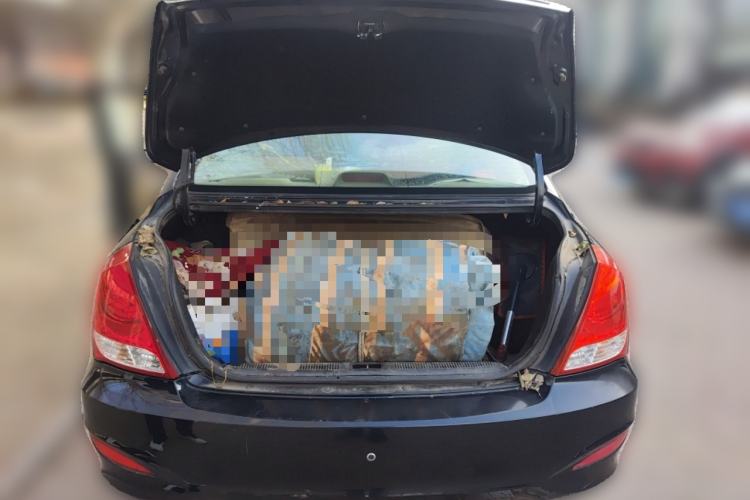 Used Hyundai Elantra 2011 1.6L Manual Comfort Version Trunk