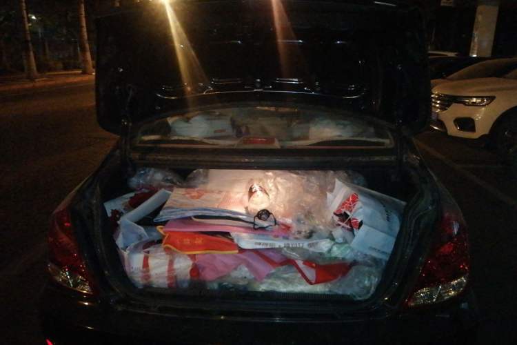 Used Hyundai Elantra 2011 1.6L Manual Comfort Version Trunk