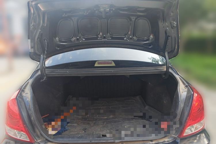 Used Hyundai Elantra 2011 1.6L Manual Comfort Version Trunk