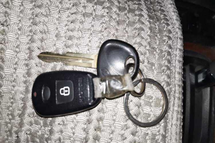Used Hyundai Elantra 2011 1.6L Automatic Comfort Edition Vehicle Key