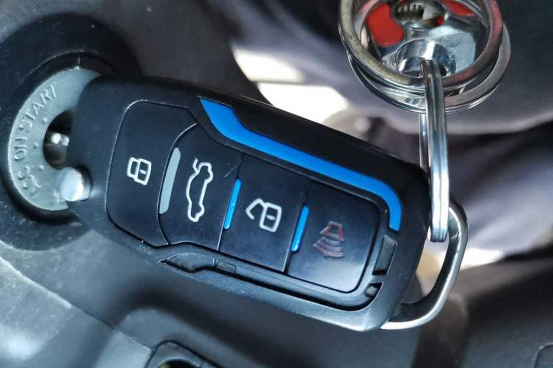 Used Hyundai Elantra 2011 1.6L Manual Comfort Version Vehicle Key