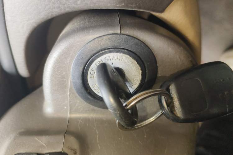Used Hyundai Elantra 2011 1.6L Manual Comfort Version Vehicle Key