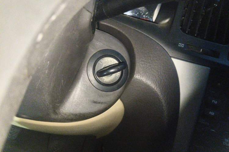 Used Hyundai Elantra 2011 1.6L Manual Comfort Version Vehicle Key
