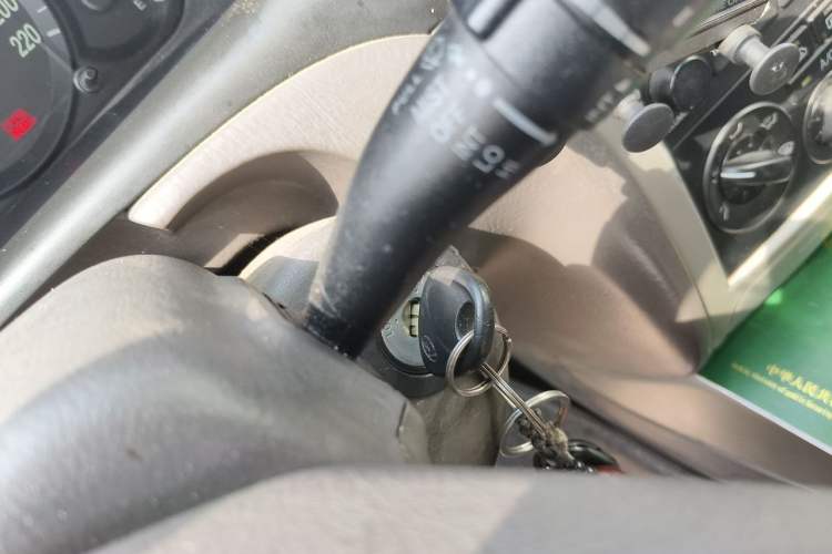 Used Hyundai Elantra 2011 1.6L Manual Comfort Version Vehicle Key