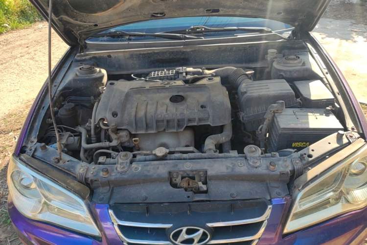 Used Hyundai Elantra 2011 1.6L Manual Comfort Version Engine Bay