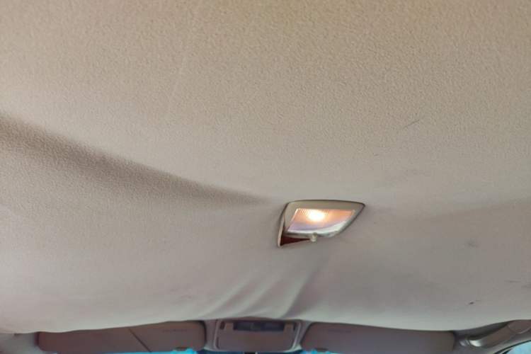 Used Hyundai Elantra 2011 1.6L Manual Comfort Version Headliner