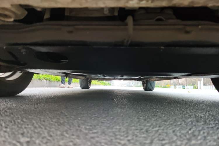 Used Hyundai Elantra 2011 1.6L Manual Comfort Version Chassis Front
