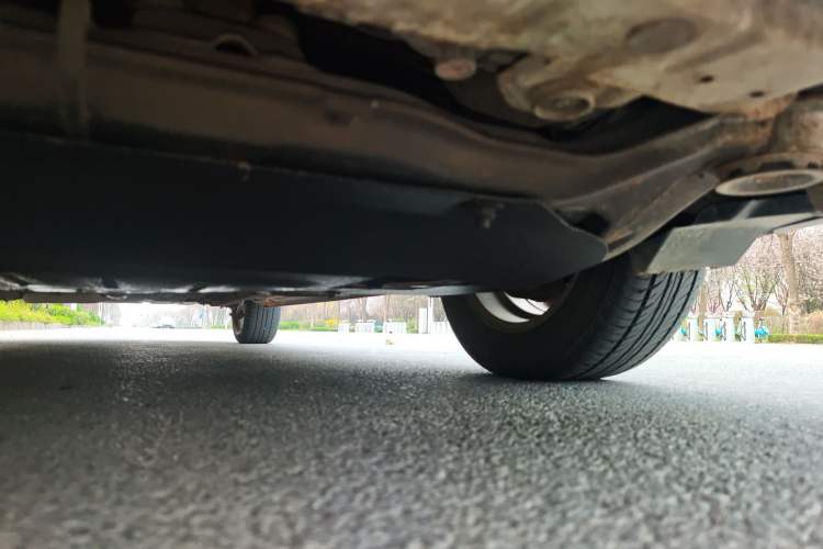 Used Hyundai Elantra 2011 1.6L Manual Comfort Version Chassis Front Left