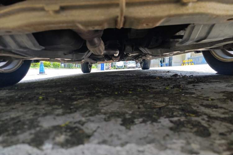 Used Hyundai Elantra 2011 1.6L Manual Comfort Version Chassis Front