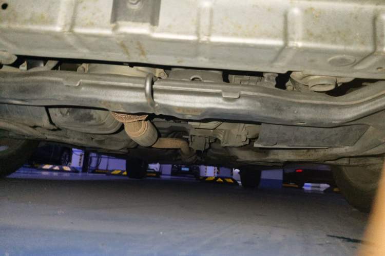 Used Hyundai Elantra 2011 1.6L Manual Comfort Version Chassis Front