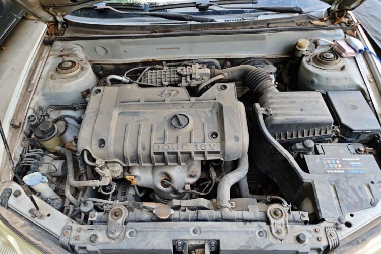 Used Hyundai Elantra 2011 1.6L Manual Comfort Version Engine Bay