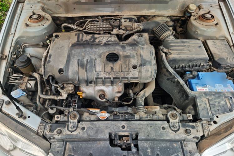 Used Hyundai Elantra 2011 1.6L Manual Comfort Version Engine Bay
