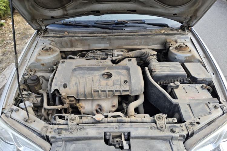 Used Hyundai Elantra 2011 1.6L Manual Comfort Version Engine Bay