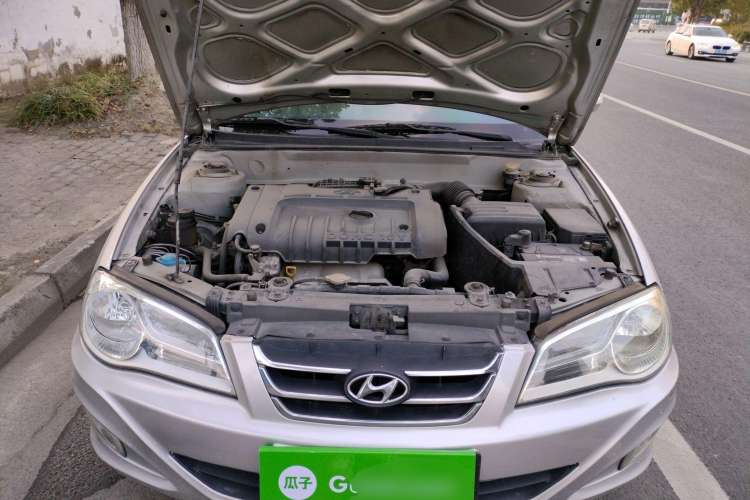 Used Hyundai Elantra 2011 1.6L Manual Comfort Version Engine Bay