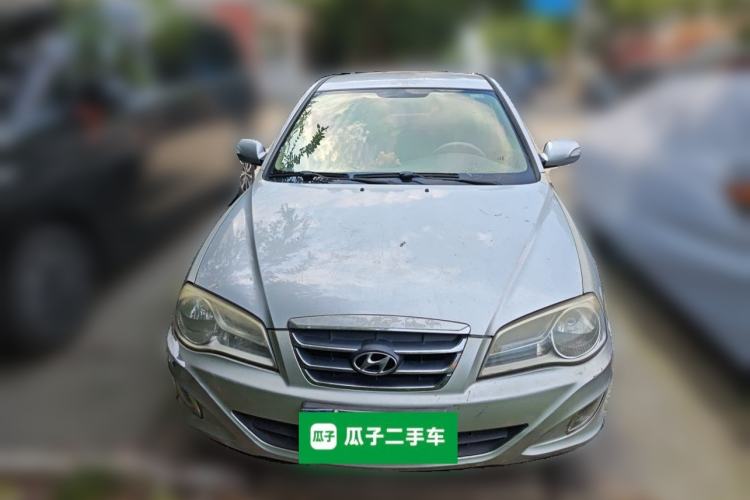 Used Hyundai Elantra 2011 1.6L Manual Comfort Version Front