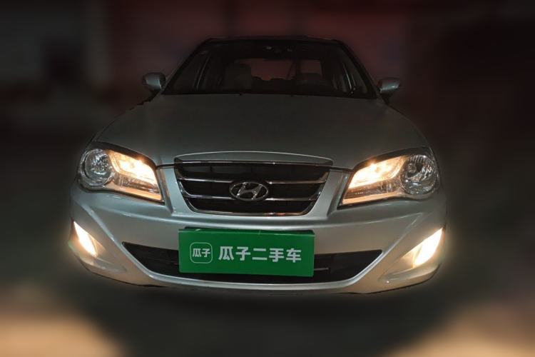 Used Hyundai Elantra 2011 1.6L Manual Comfort Version Front