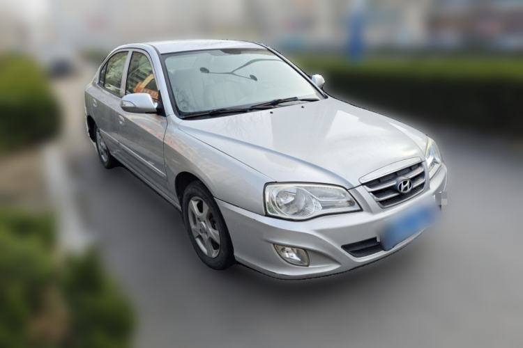 Used Hyundai Elantra 2011 1.6L Manual Comfort Version Front Right 45 Deg