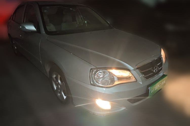 Used Hyundai Elantra 2011 1.6L Manual Comfort Version Front Right 45 Deg