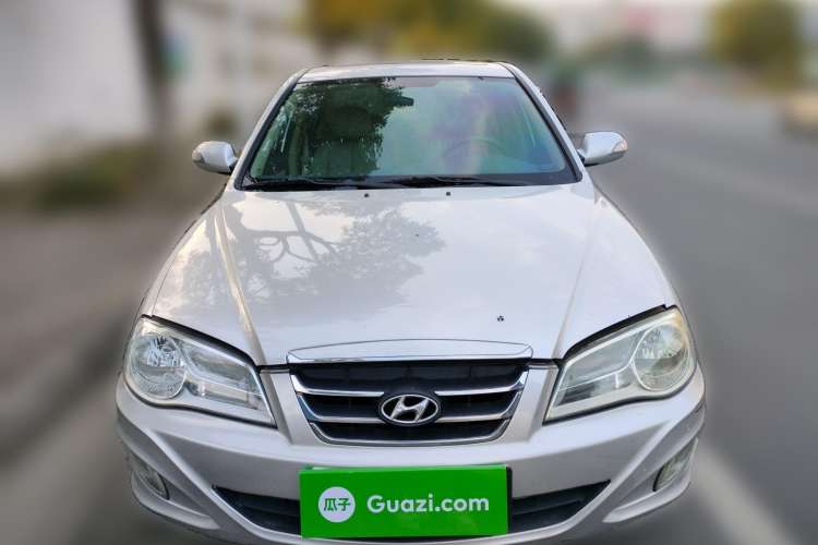 Used Hyundai Elantra 2011 1.6L Manual Comfort Version Front