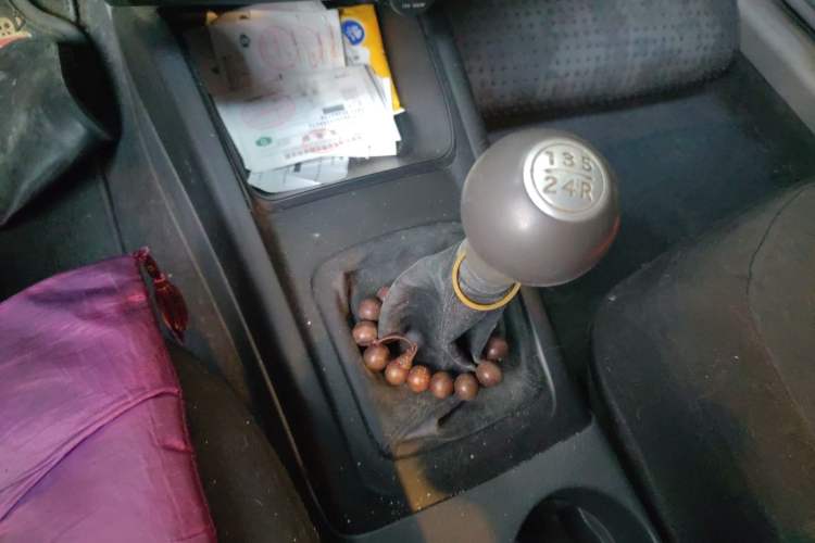 Used Hyundai Elantra 2011 1.6L Manual Comfort Version Gear Lever