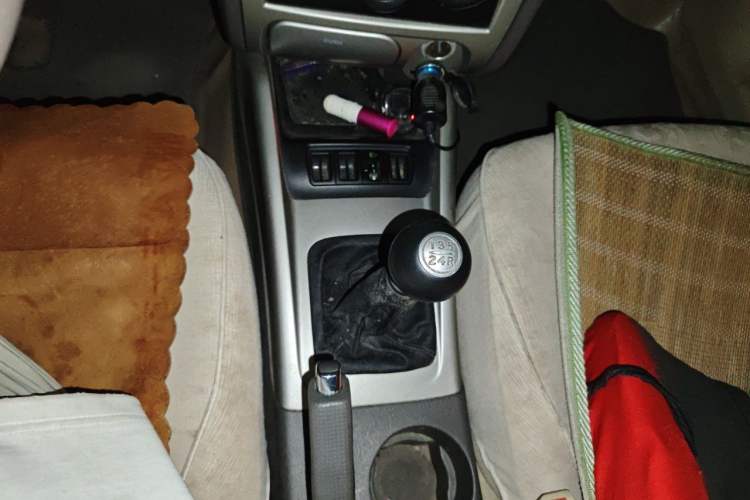 Used Hyundai Elantra 2011 1.6L Manual Comfort Version Gear Lever