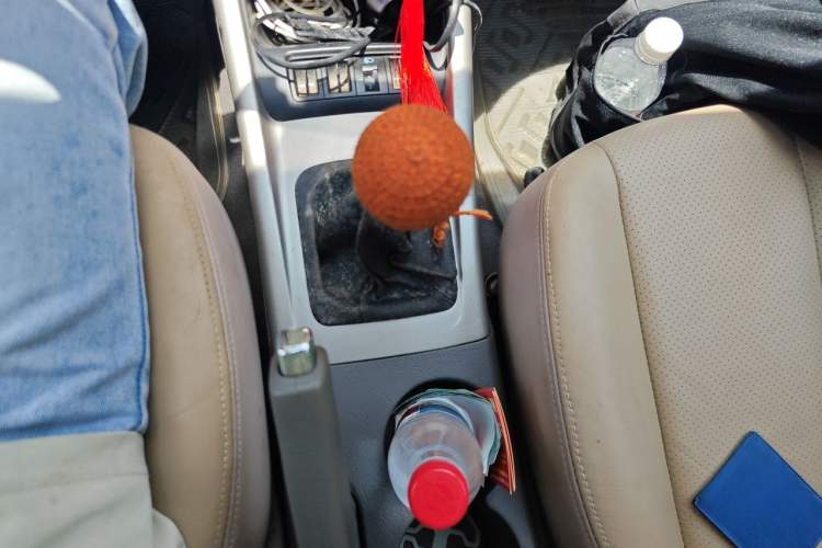 Used Hyundai Elantra 2011 1.6L Manual Comfort Version Gear Lever