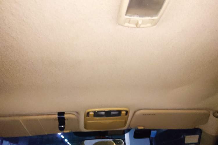 Used Hyundai Elantra 2011 1.6L Manual Comfort Version Headliner