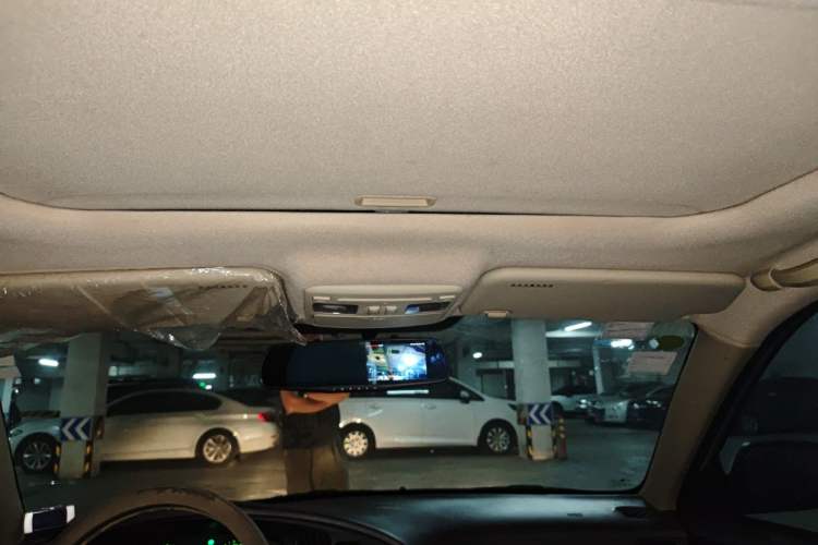 Used Hyundai Elantra 2011 1.6L Manual Comfort Version Headliner