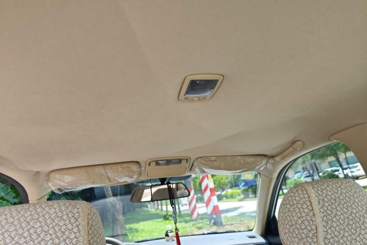 Used Hyundai Elantra 2011 1.6L Manual Comfort Version Headliner