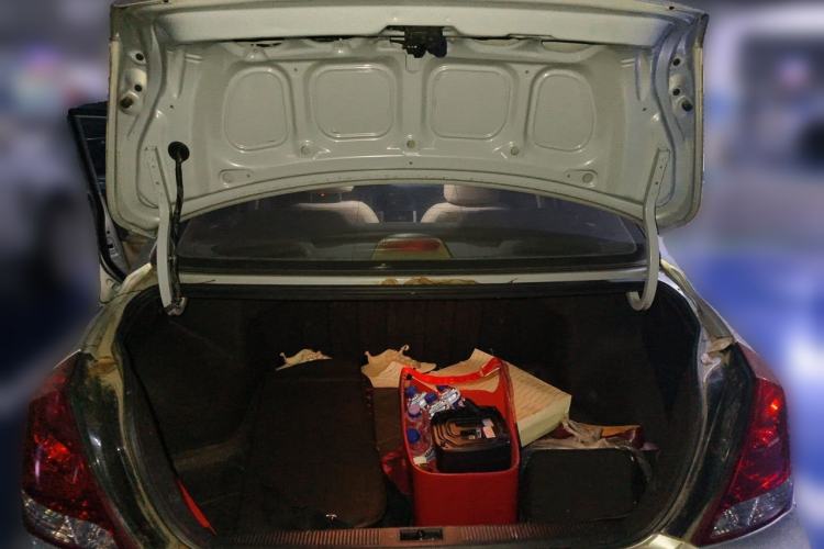 Used Hyundai Elantra 2011 1.6L Manual Comfort Version Trunk