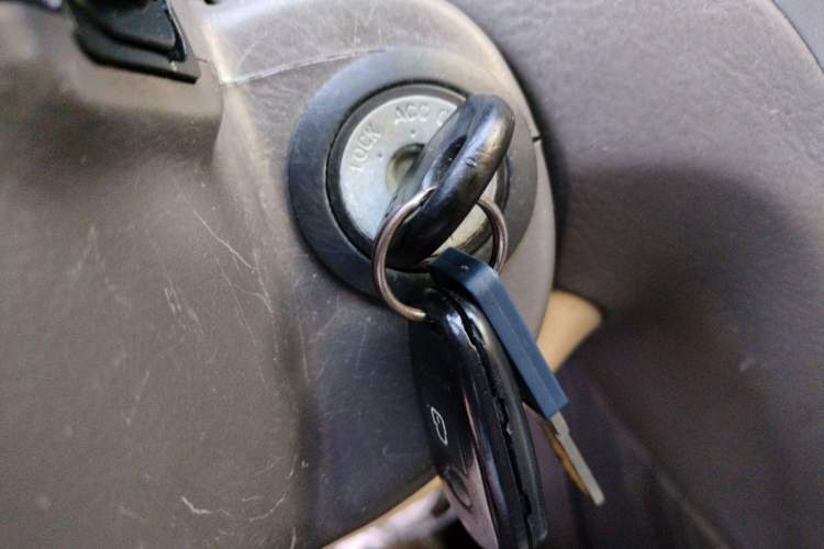 Used Hyundai Elantra 2011 1.6L Manual Comfort Version Vehicle Key