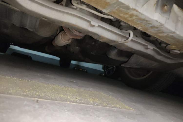 Used Hyundai Elantra 2011 1.6L Automatic Comfort Edition Chassis Front