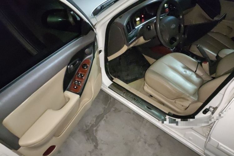 Used Hyundai Elantra 2011 1.6L Automatic Comfort Edition Driver Seat