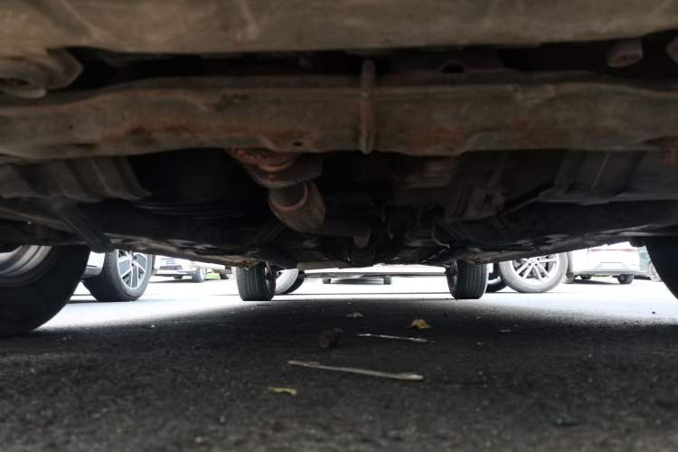 Used Hyundai Elantra 2012 1.6L Manual CNG Dual-Fuel Version Chassis Front