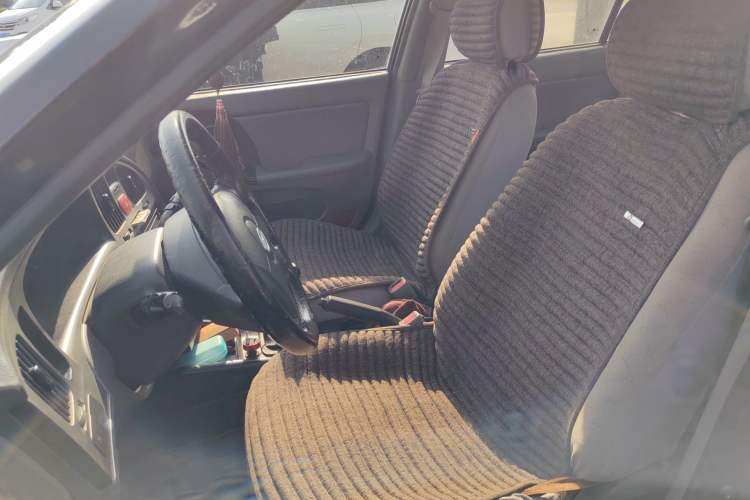 Used Hyundai Elantra 2012 1.6L Manual CNG Dual-Fuel Version Left Front Seat