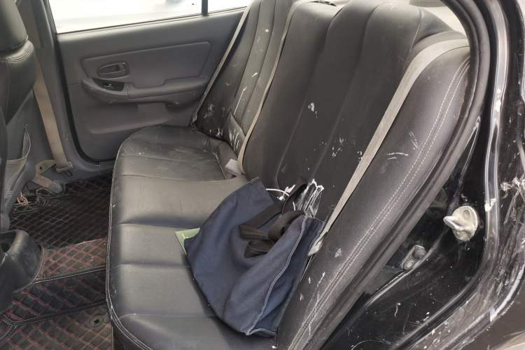 Used Hyundai Elantra 2012 1.6L Manual CNG Dual-Fuel Version Left Rear Seat