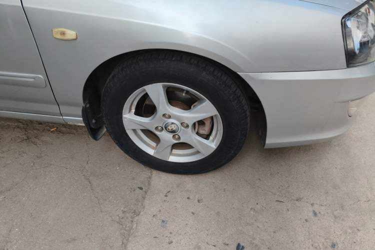 Used Hyundai Elantra 2012 1.6L Manual CNG Dual-Fuel Version Right Front Wheel Hub