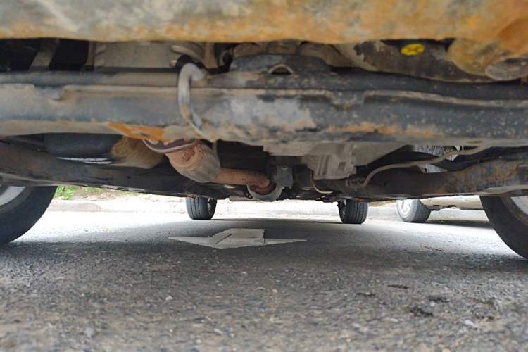 Used Hyundai Elantra 2012 1.6L Manual CNG Dual-Fuel Version Chassis Front