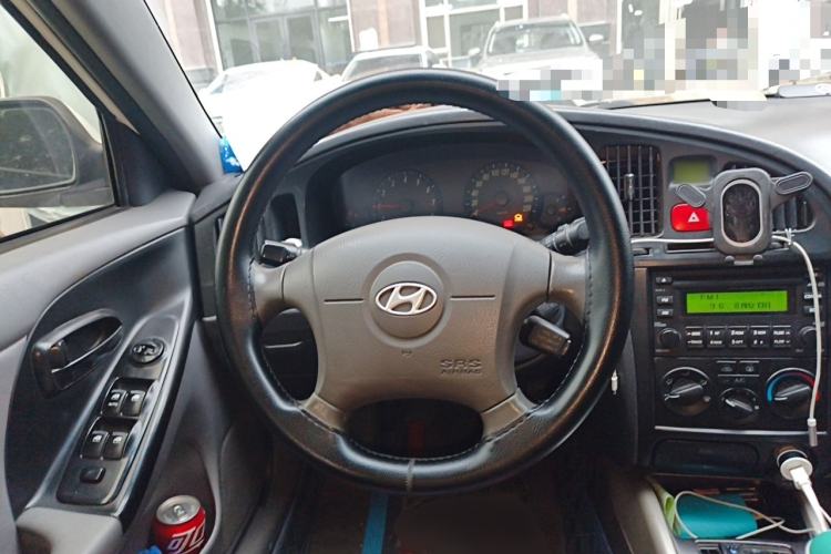 Used Hyundai Elantra 2012 1.6L Manual CNG Dual-Fuel Version Steering Wheel