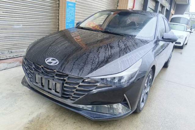 Used Hyundai Elantra 2021 1.5L CVT LUX Prestige Edition