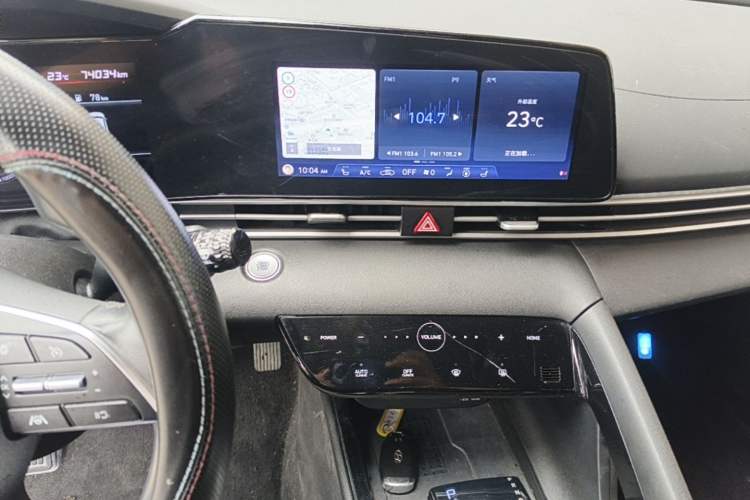 Used Hyundai Elantra 2021 1.5L CVT LUX Prestige Edition Audio And AC Panel