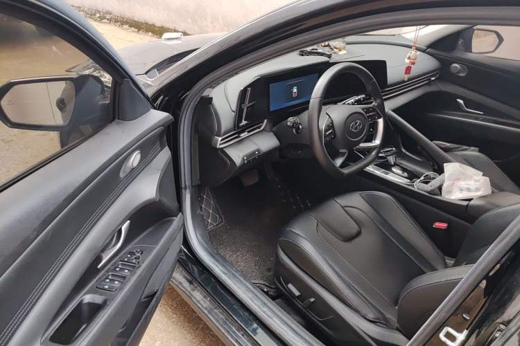 Used Hyundai Elantra 2021 1.5L CVT TOP Flagship Edition Driver Seat