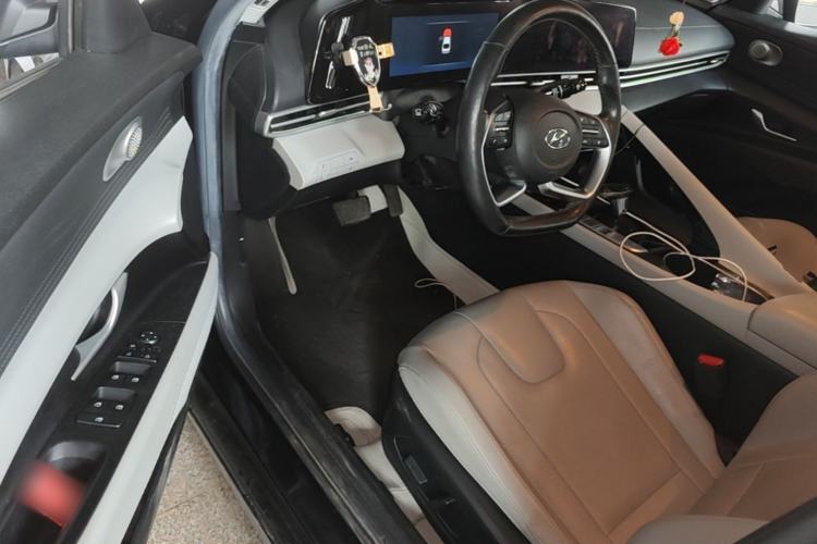Used Hyundai Elantra 2021 1.5L CVT TOP Flagship Edition Driver Seat
